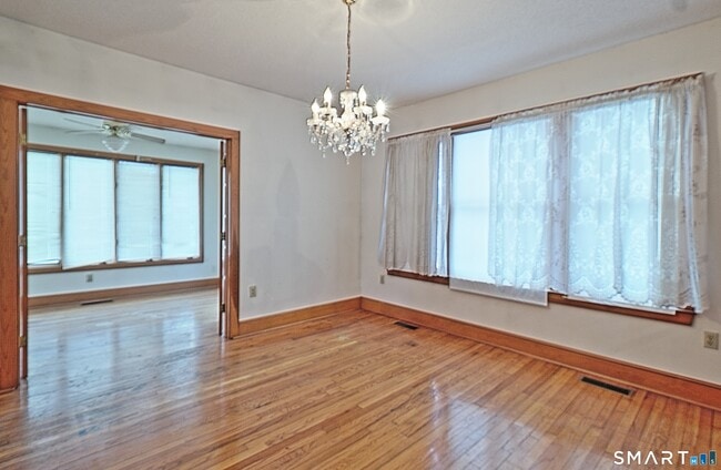 Foto del edificio - 1129 N Colony Rd