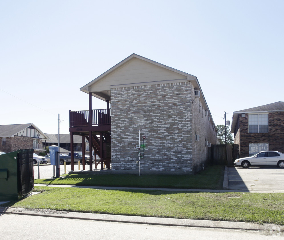 Building Photo - 6764 Rembrandt Ave