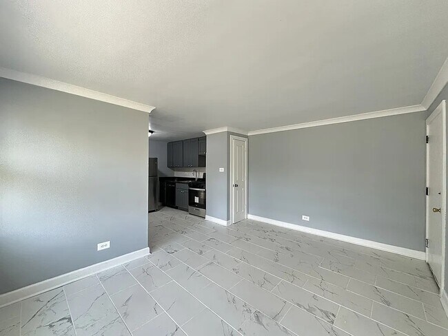 Foto del edificio - 2751 W North Shore Ave