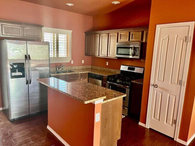 Foto del edificio - 13443 Lawkland St