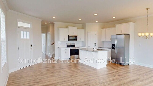 Foto del edificio - 545 Wheatfield Rd