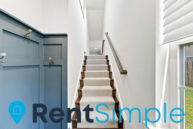 Foto del edificio - 6856 Bryson Cir