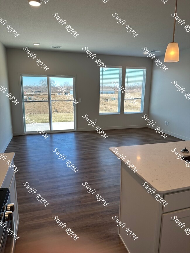 Building Photo - 12428 S Parkwood Ln