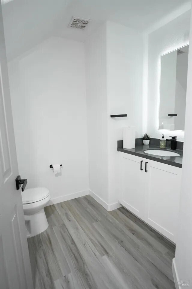 Foto del edificio - 5156 Woodward Ln