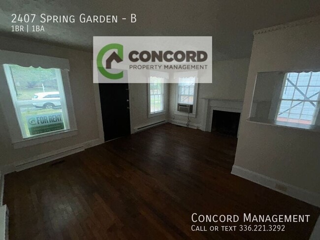 Foto del edificio - 2407 Spring Garden St