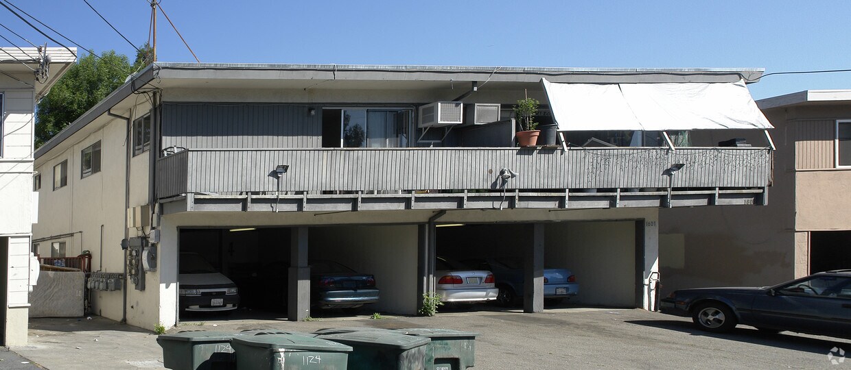 Building Photo - 1601 Frisbie Ct