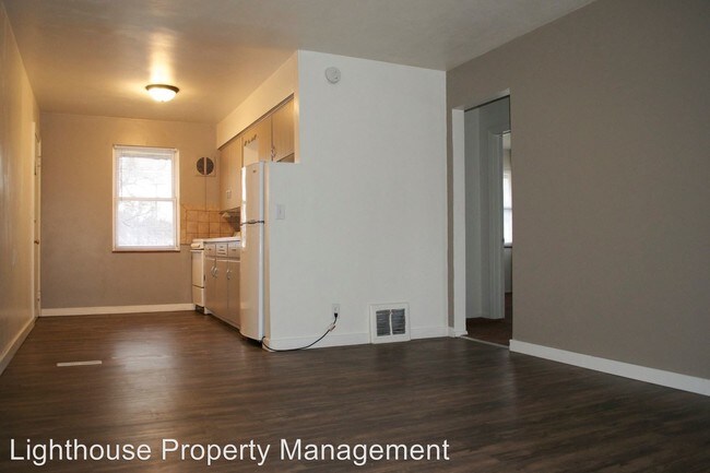 Building Photo - 1212 Ottillia St SE
