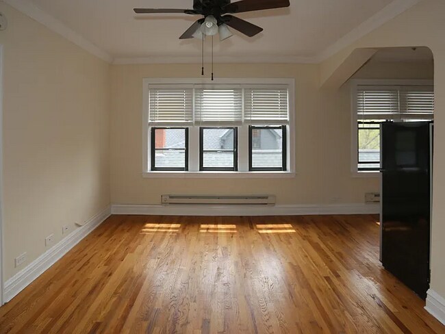 Foto del edificio - 4738 N Hermitage Ave