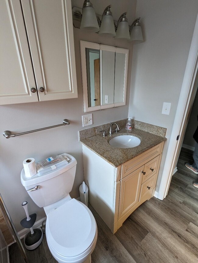 Full Bath - 1 Stone Ave