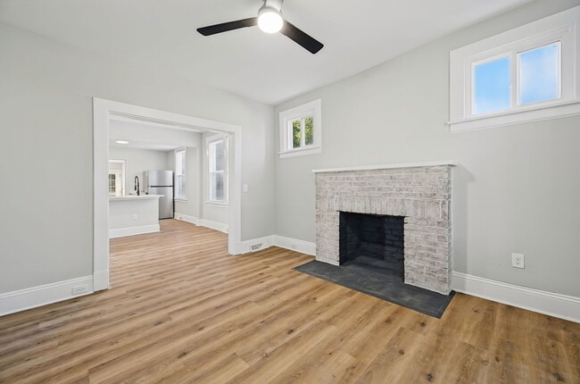 Building Photo - 1407 Rhode Island Ave