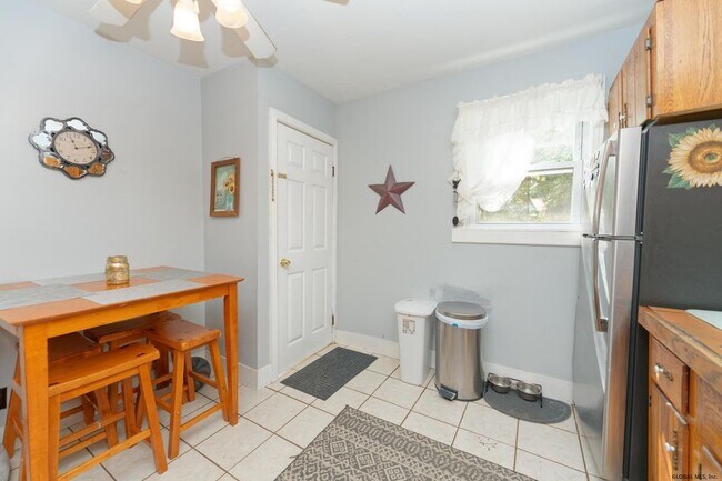 Building Photo - 323 Crystal Downs Dr