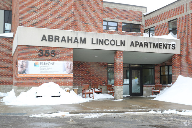 Foto del edificio - Abraham Lincoln Apartments