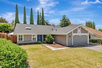 Building Photo - 3468 Clover Oak Dr