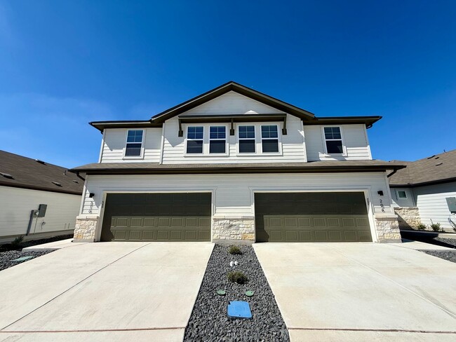 Foto del edificio - 210-210 Nespral Dr