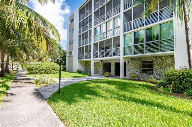 Building Photo - 301 Sunrise Dr