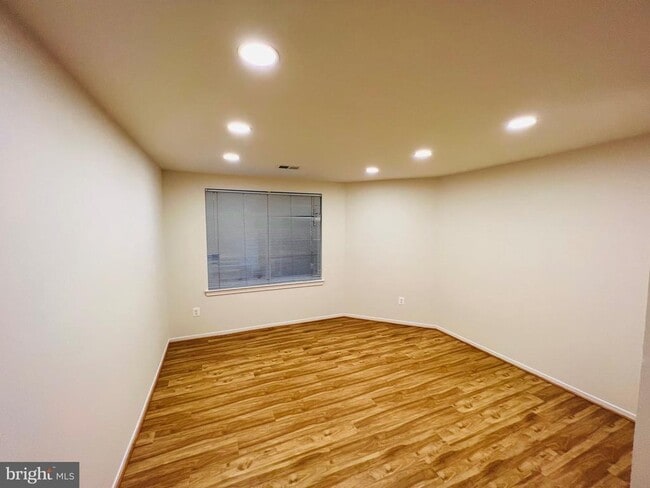 Building Photo - 11708 Summerchase Cir