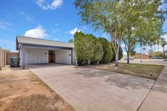 Building Photo - 13811 N 37th Way