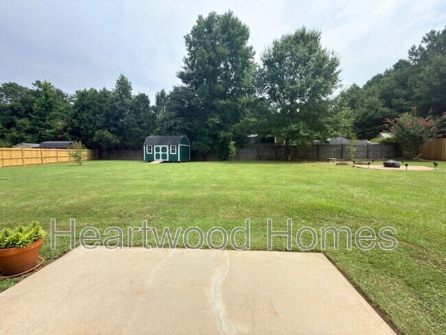 Foto del edificio - 249 Blythe Creek Dr