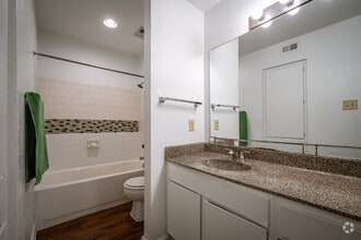 1BR, 1BA - 626SF - Walnut Terrace Apartments