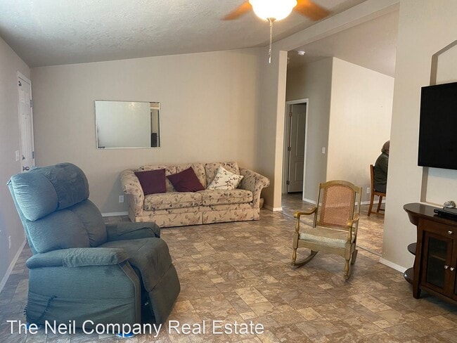 Building Photo - 3 br, 2 bath House - 1767 Old Town Loop Rd