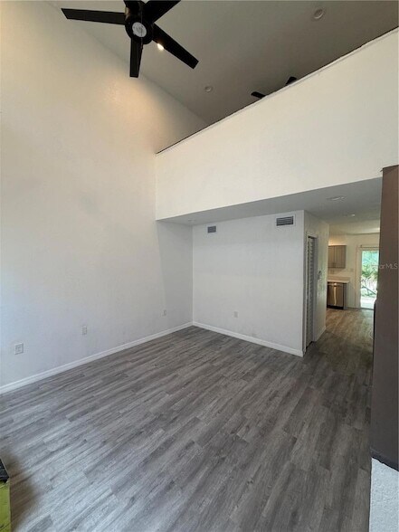 Building Photo - 3924 Crayrich Cir