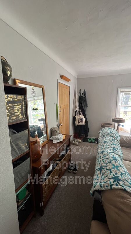Foto del edificio - 3209 Vernon St