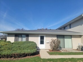 Building Photo - 1335 Forestdale Ct