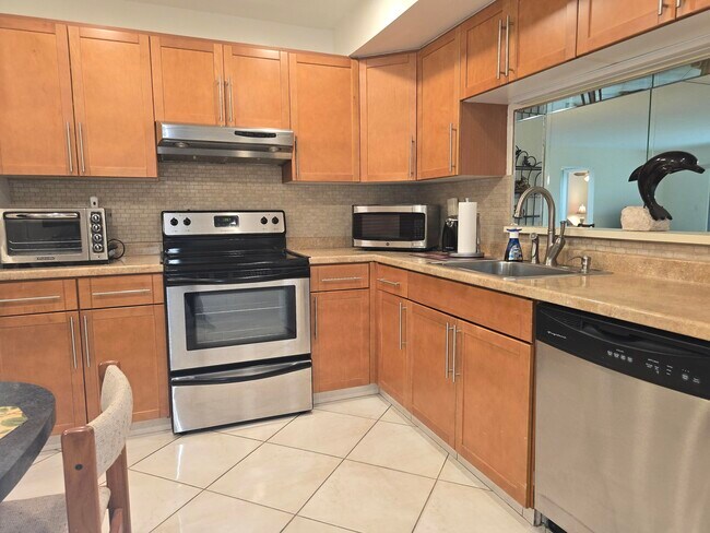 Foto del edificio - 3403 Bimini Ln