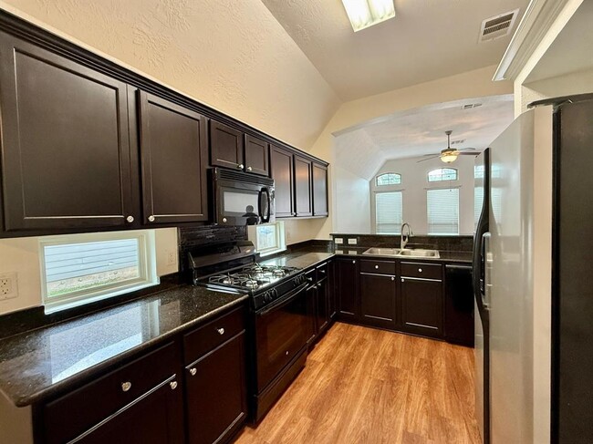Foto del edificio - 2007 Timberline Ct