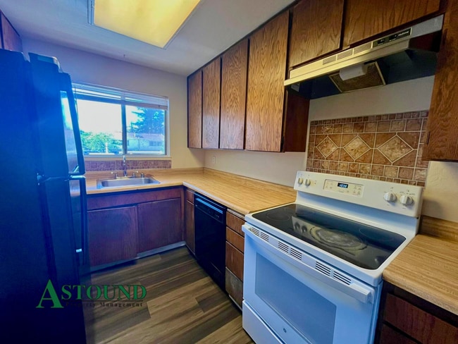 Photo - 1790 Ellis St Townhome