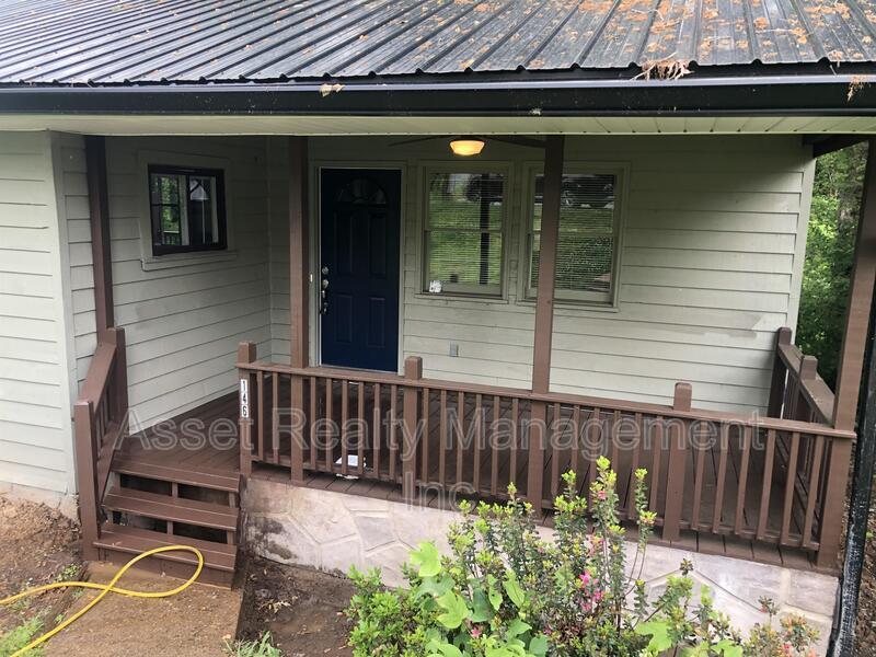 146 Warrior Cir, Oak Ridge, TN 37830 Condo for Rent in Oak Ridge, TN