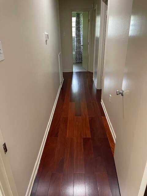 Foto del edificio - 1182 Colonial Dr