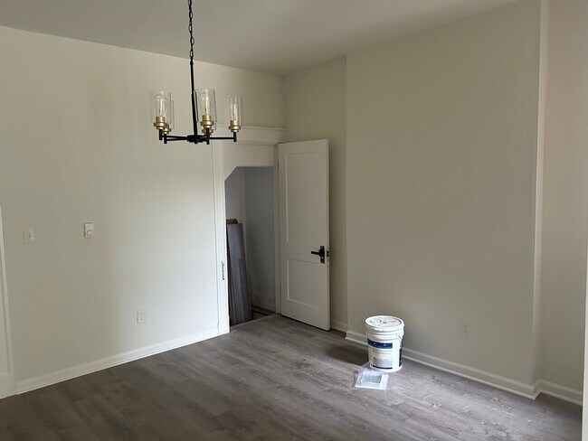 Foto del edificio - 2810 Winchester St
