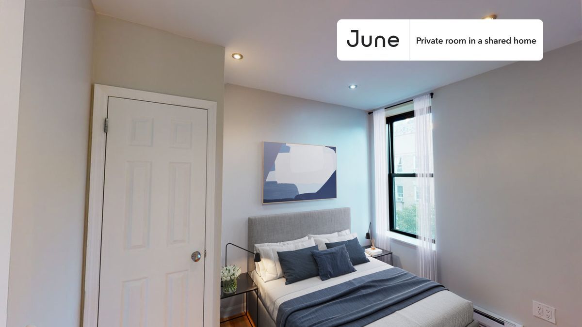 Primary Photo - Private bedroom in 3 bed/2 bath Home