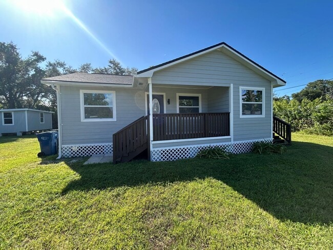 Charming & Completely Remodeled 3-Bedroom ... - Charming & Completely Remodeled 3-Bedroom ... House