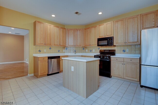 Foto del edificio - 608 Kensington Ln