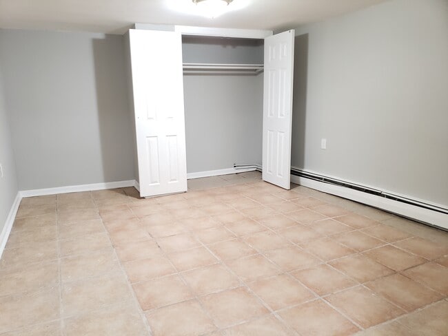 Building Photo - 599 Bramhall Ave