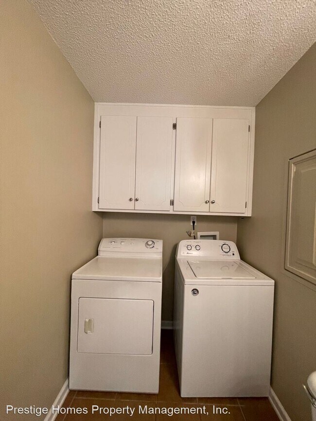 Foto del edificio - 3 br, 2.5 bath House - 302 Claremont Ave