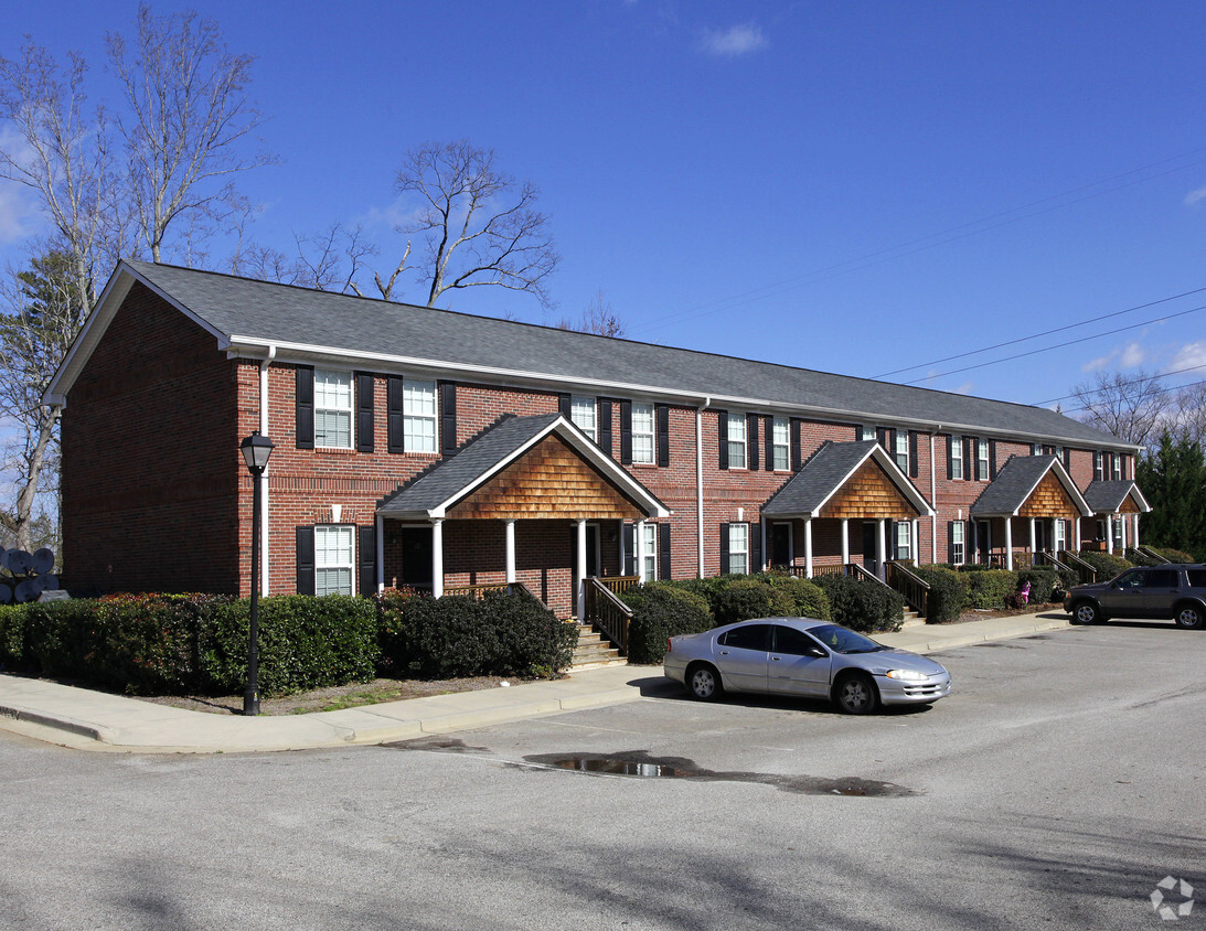 Primary Photo - Cherokee South Apartments