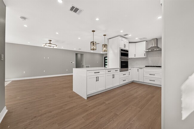 Building Photo - 1722 Shannon Valley Dr