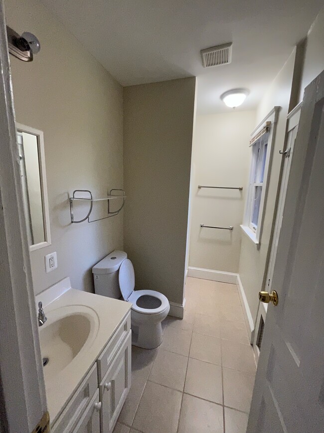 2nd Level bathroom - 219 Dill Ave