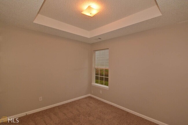 Building Photo - 372 Berkshire Pl