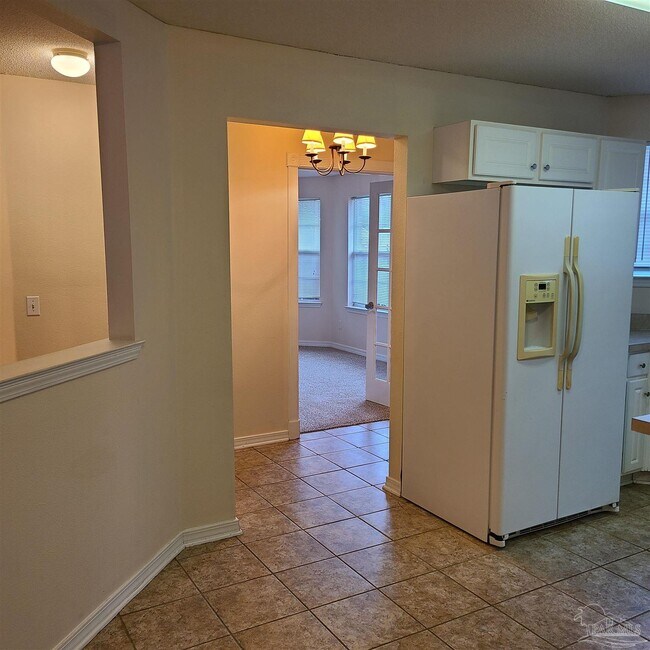 Building Photo - 6067 White Creek Ln