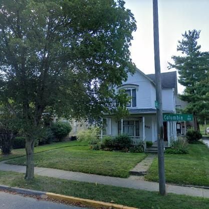 Primary Photo - 802 Columbia Ave