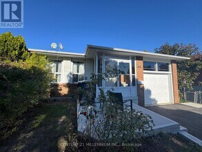 Building Photo - 149 Manitou Crescent