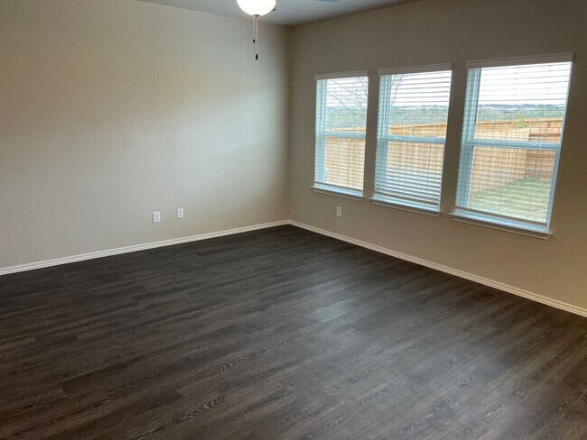 Foto del edificio - Limited-Time Offer — $99 First Month on a 3 Bedroom-2.5 Bath Home in St. Hedwig