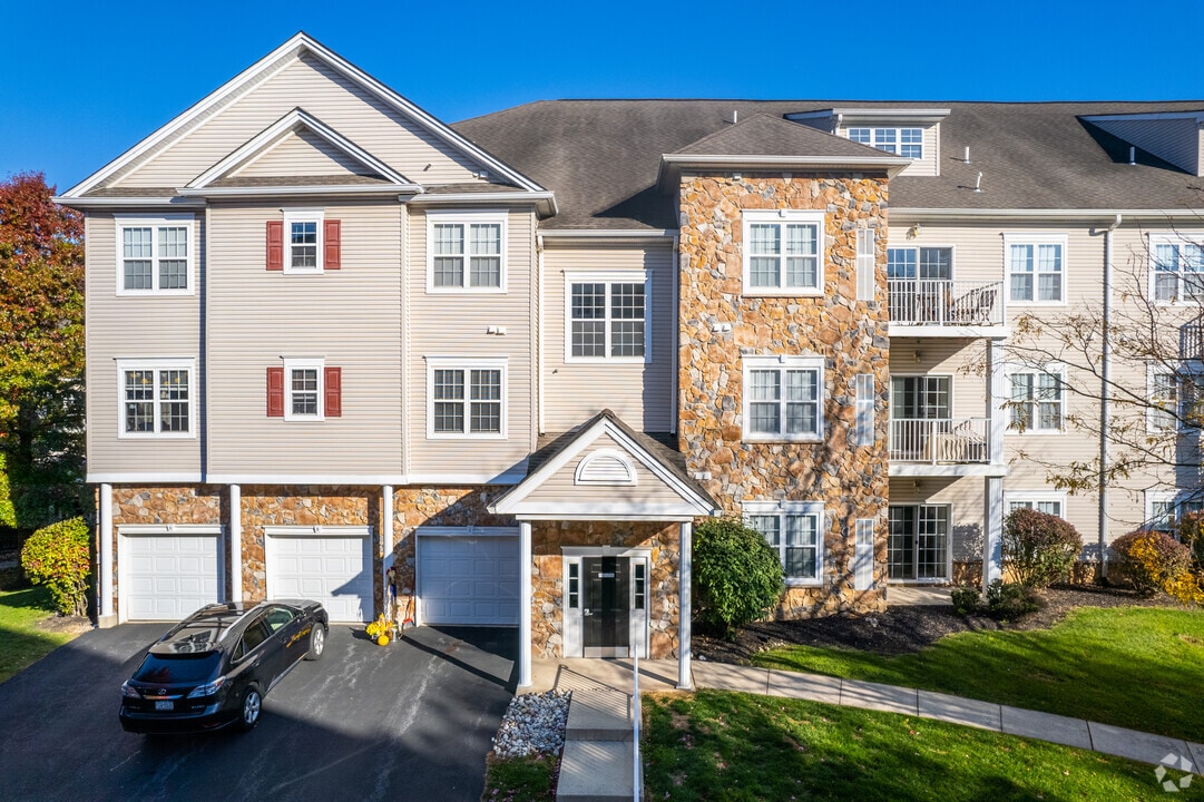 Saucon View Apartments photo 4