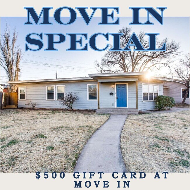 Foto del edificio - Spacious Three Bedroom Home With Modern Fl...