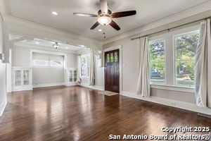 Foto del edificio - 330 W Gramercy Pl