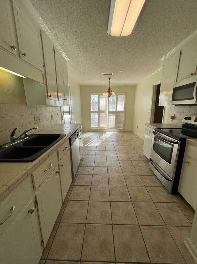 Foto del edificio - Available FOR RENT in Dothan, AL!!